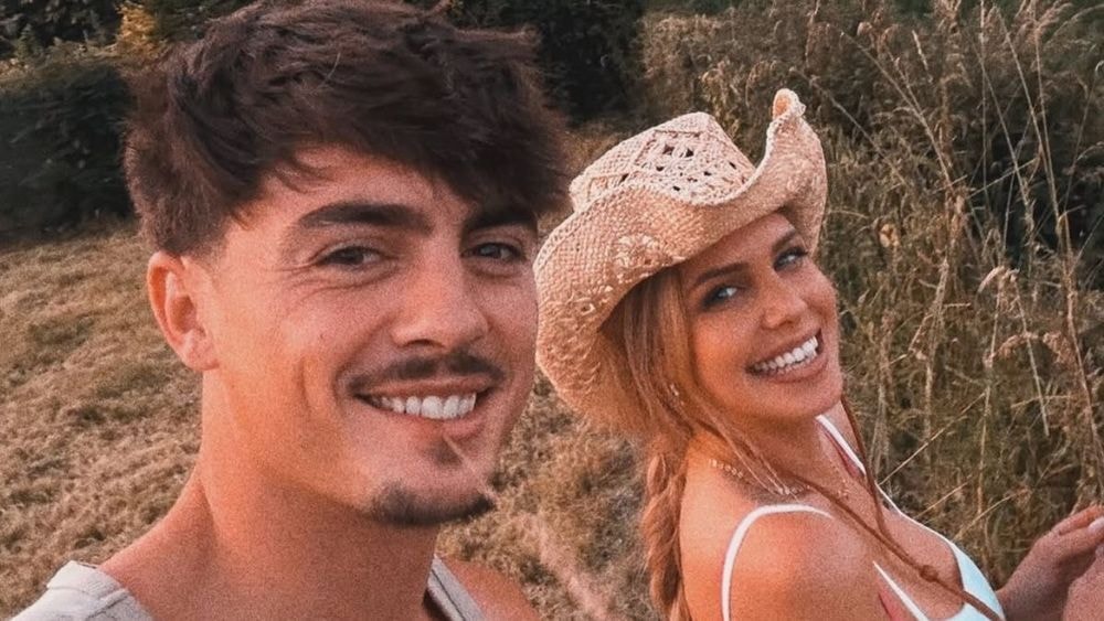 Adixia prend la parole après sa rupture : "Cette période difficile…"