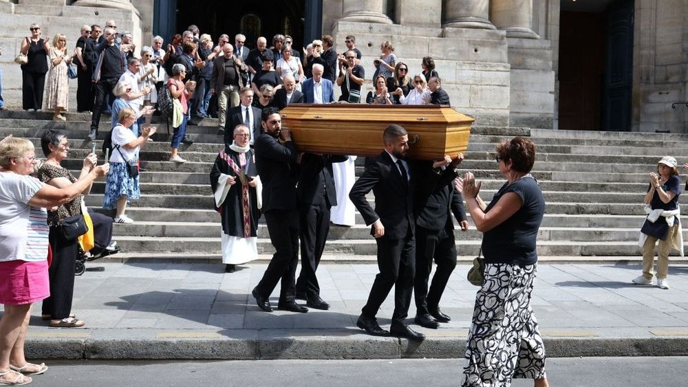 Obsèques de Marie-Paule Belle à Saint-Roch : cet hommage bouleversant qui a ému l’assemblée