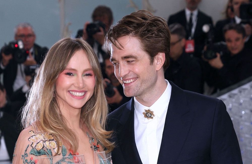 Suki Waterhouse et Robert Pattinson : la chanteuse révèle le sexe de leur bébé