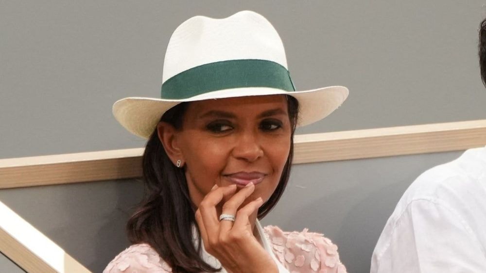Karine Le Marchand brisée : "J'ai vécu cette situation", foudroyé par le Sida, l'homme de sa vie l'a quittée