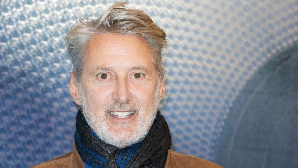 Antoine de Caunes "déteste" Rendez-vous en terre inconnue, et il le scande