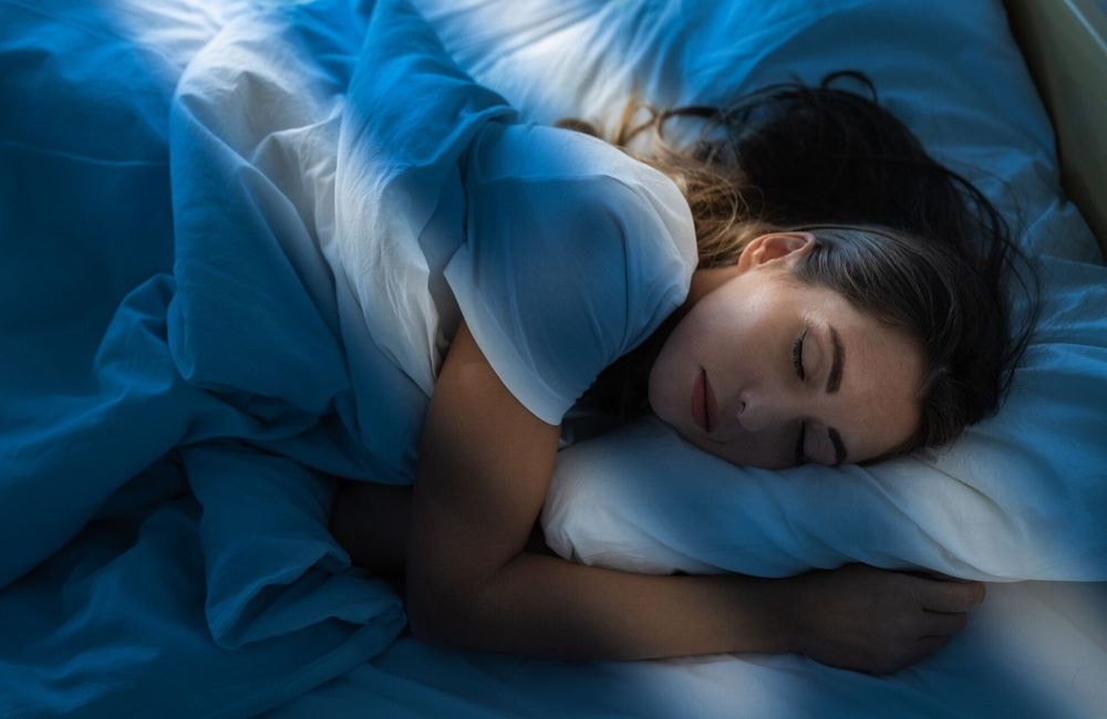 Ces 6 astuces qui font toute la différence pour trouver le sommeil pendant la canicule