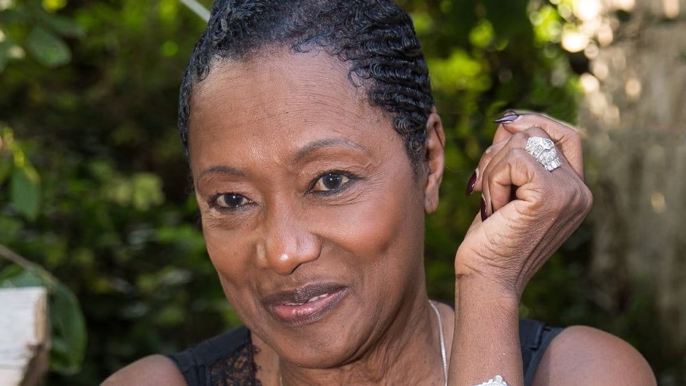 Babette de Rozières : "Ma petite culotte, je la CACHE", pudique à 79 ans, elle protège son jardin secret