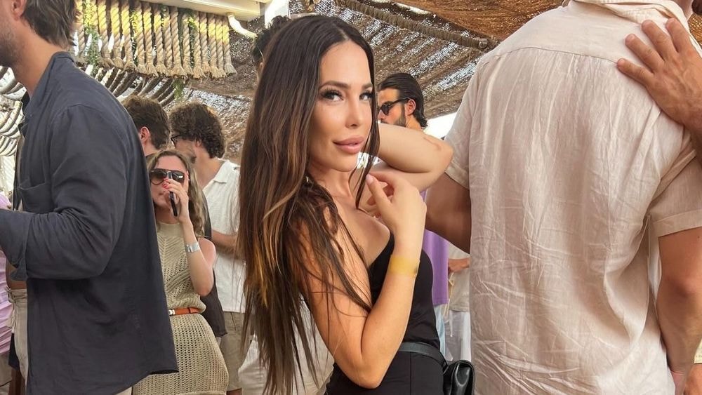 Kim Glow : incapable de faire la fête sans sa fille ? Elle prend la parole