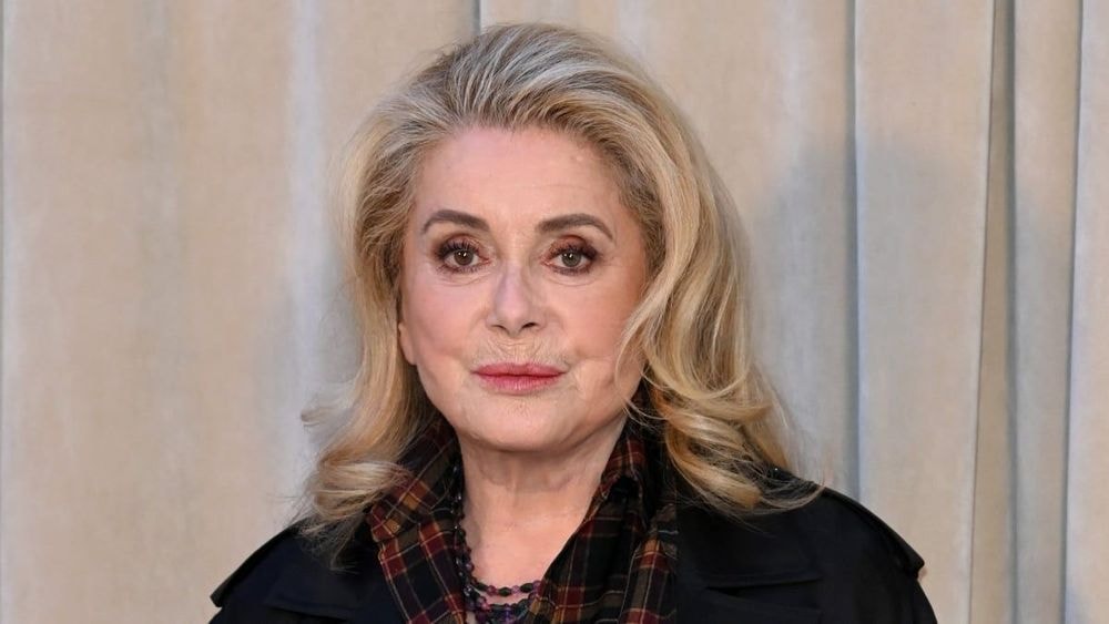 Catherine Deneuve sur le grand écran avec l'un des fils Beckham "entre ambition, performance et intimité"