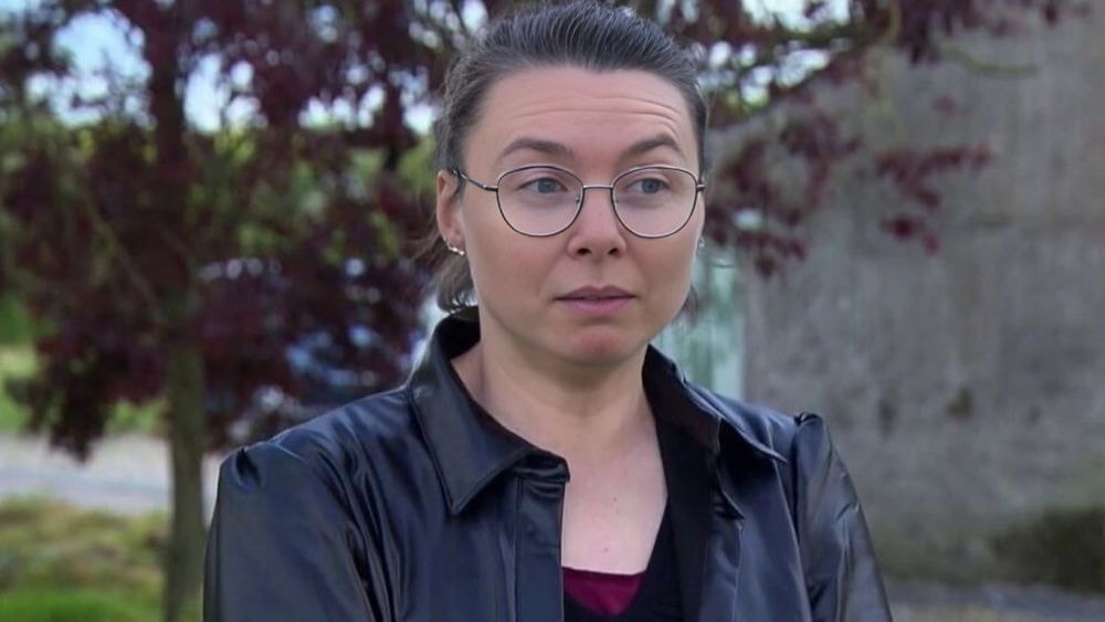 Bon vent à Charles, Véronique (L’amour est dans le pré) s'affiche avec son nouveau compagnon, "largement plus beau que l’autre"