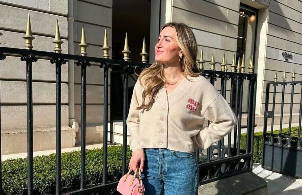 7 associations mode pour bien porter le combo jean et cardigan en 2025
