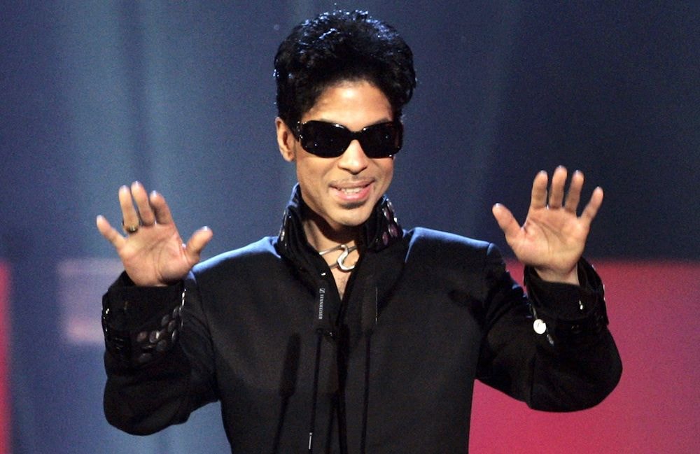 Violent envers les femmes, enfance brutale : Netflix annule son documentaire sur Prince