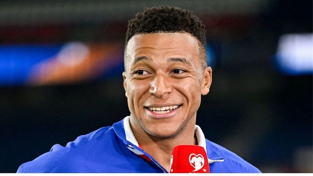 Kylian Mbappé insulté par une Paraguayenne : "Il a eu raison de répondre", Cécile Duflot le défend mordicus