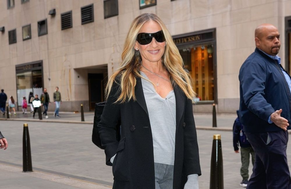 Sarah Jessica Parker redonne vie au jean retroussé
