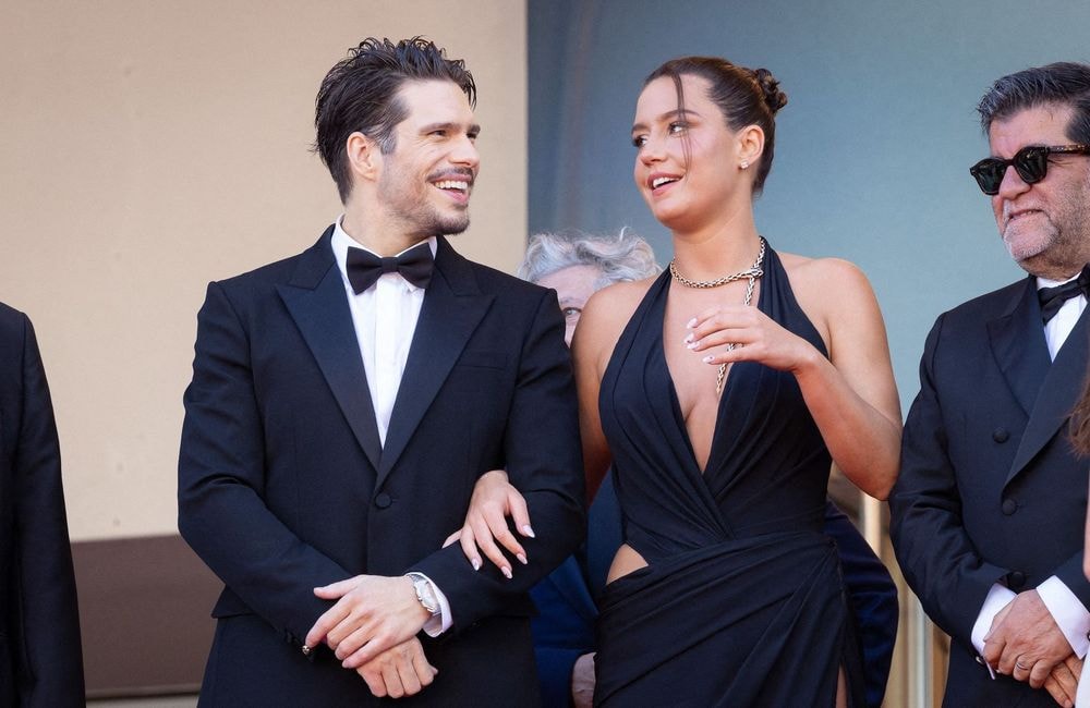 Adèle Exarchopoulos en couple avec François Civil : « On a tous compris »