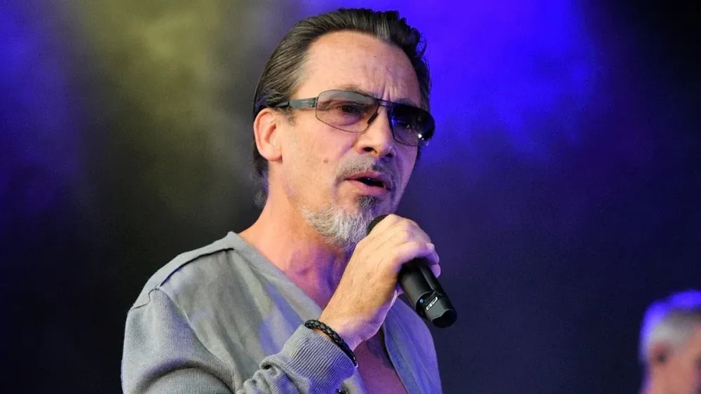 À 64 ans, Florent Pagny évoque les lourdes conséquences de sa consommation : “Le cannabis m’a créé…”