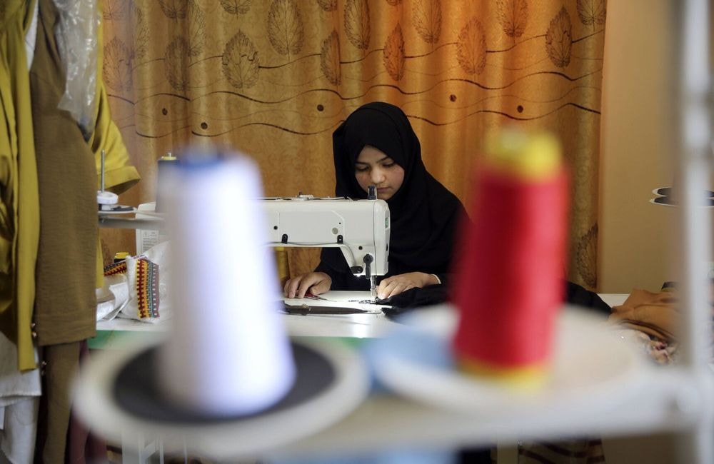 En Afghanistan, les femmes ne peuvent désormais plus travailler pour des ONG