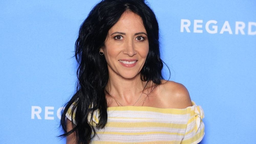 "J'ai fini sous perfusion…” : Qu’est-il arrivé à la comédienne Fabienne Carat sur le tournage des Traîtres ?