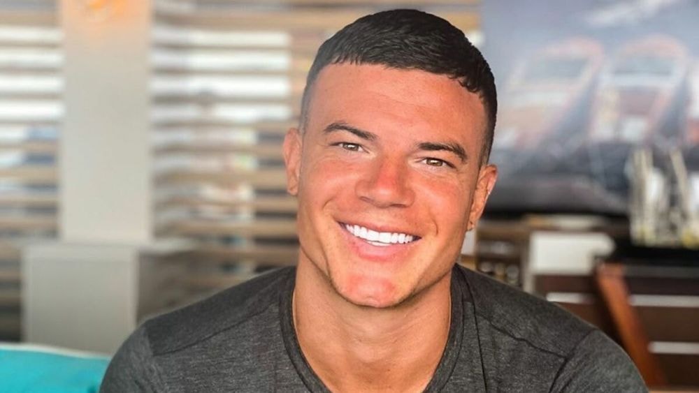 Adrien Laurent : l’ancien candidat de télé-réalité et acteur porno accusé de viol