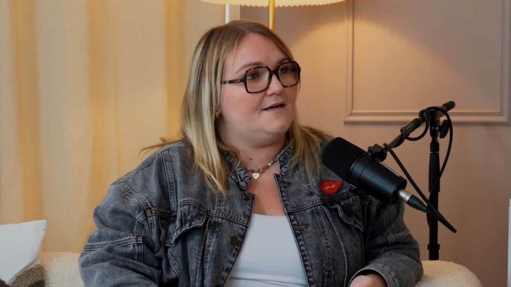 "Je m'en suis pris plein la tête" : Lola Dubini revient sur le cyberharcèlement grossophobe qu'elle a subi dans Danse avec les stars