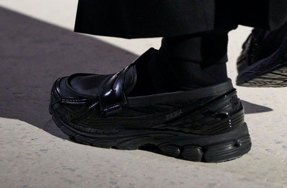 Mi-basket, mi-mocassins, ces chaussures hybrides feront grand bruit en 2025