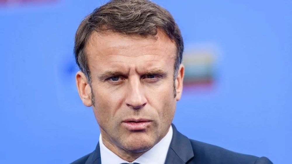 "Emmanuel Macron accepte de donner une partie des clés de la France à d’autres" : le constat brutal d'un député français