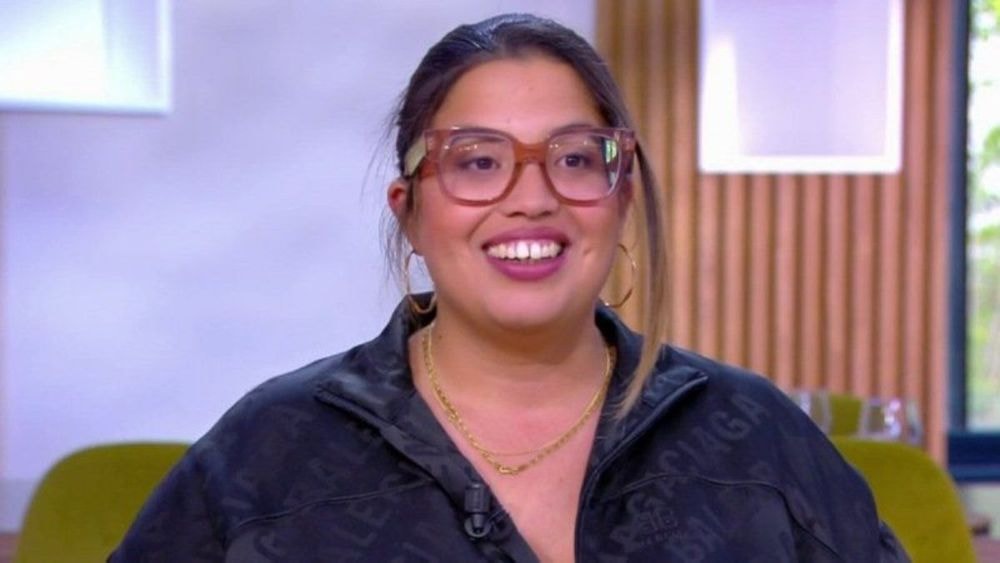 Après 25 ans sans contact, Melha Bedia brise le silence sur ses retrouvailles bouleversantes avec son père