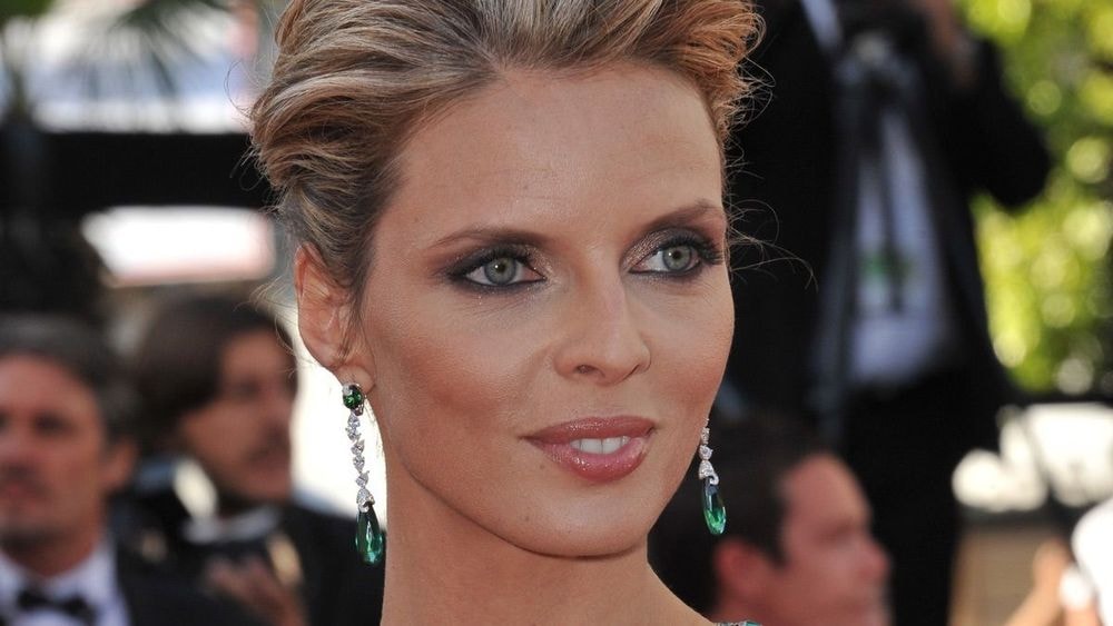 Sylvie Tellier : ce chèque qu'elle a touché pour quitter Miss France
