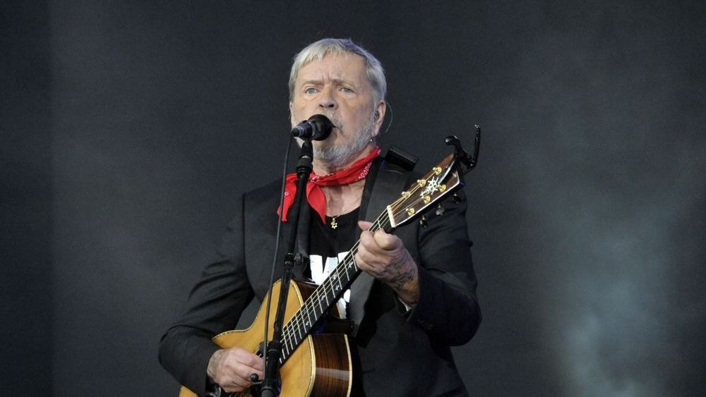 Renaud : il lâche une bombe sur les Enfoirés et règle ses comptes avec Mimi Mathy
