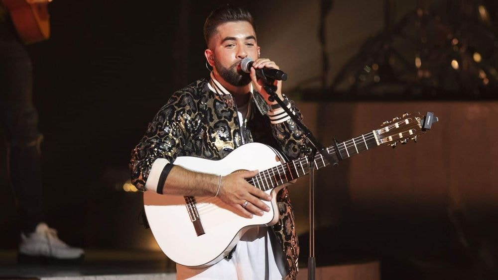 Kendji Girac : découvrez pourquoi il a changé de nom de famille pour faire carrière !