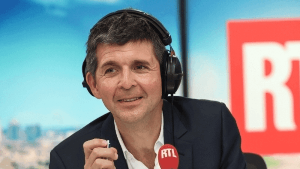 Thomas Sotto hospitalisé : victime d’un accident de vélo, il dévoile une photo de sa blessure