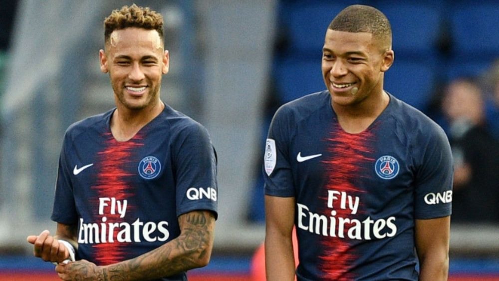 "Mbappé est devenu..." : Neymar se lâche en interview et balance sur leur relation conflictuelle !