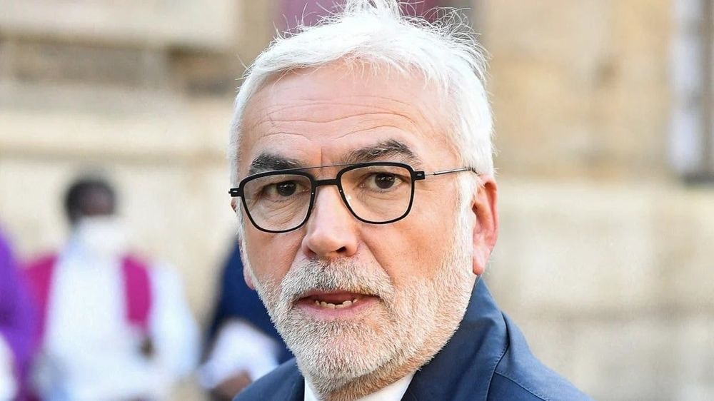 Excédé d'être taxé "de raciste tous les soirs", Pascal Praud s'emporte et s'en prend à Nicolas Canteloup
