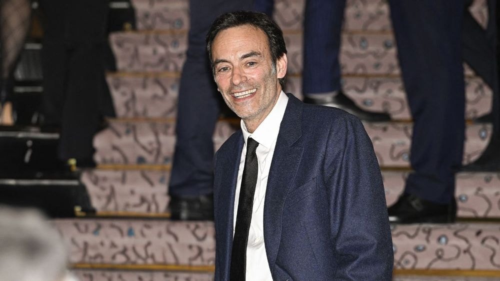 Anthony Delon : il justifie son absence à l’hommage rendu à son père Alain Delon
