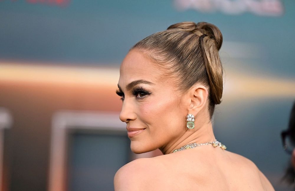 Jennifer Lopez : à 54 ans, la star dévoile un selfie qui affole la Toile