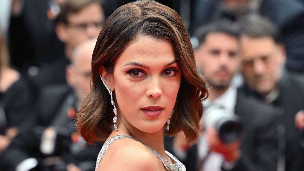 Iris Mittenaere (31 ans) évincée d’une émission culte après le déballage intime ?