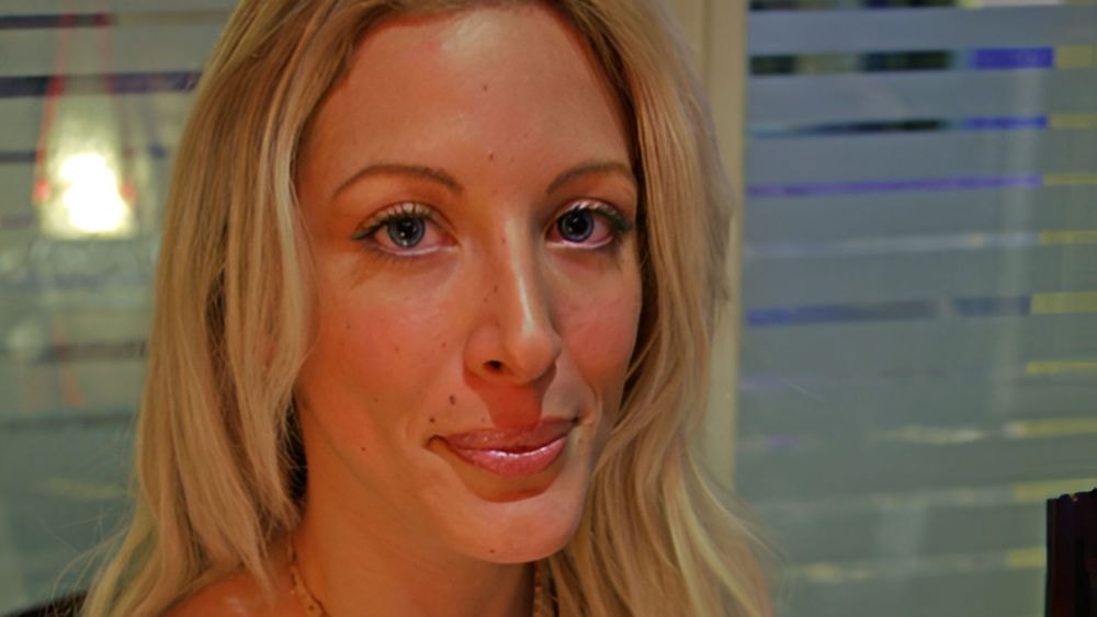 "Je vais te…" : Loana, le SMS glaçant que lui aurait envoyé Sophie avant sa mort !