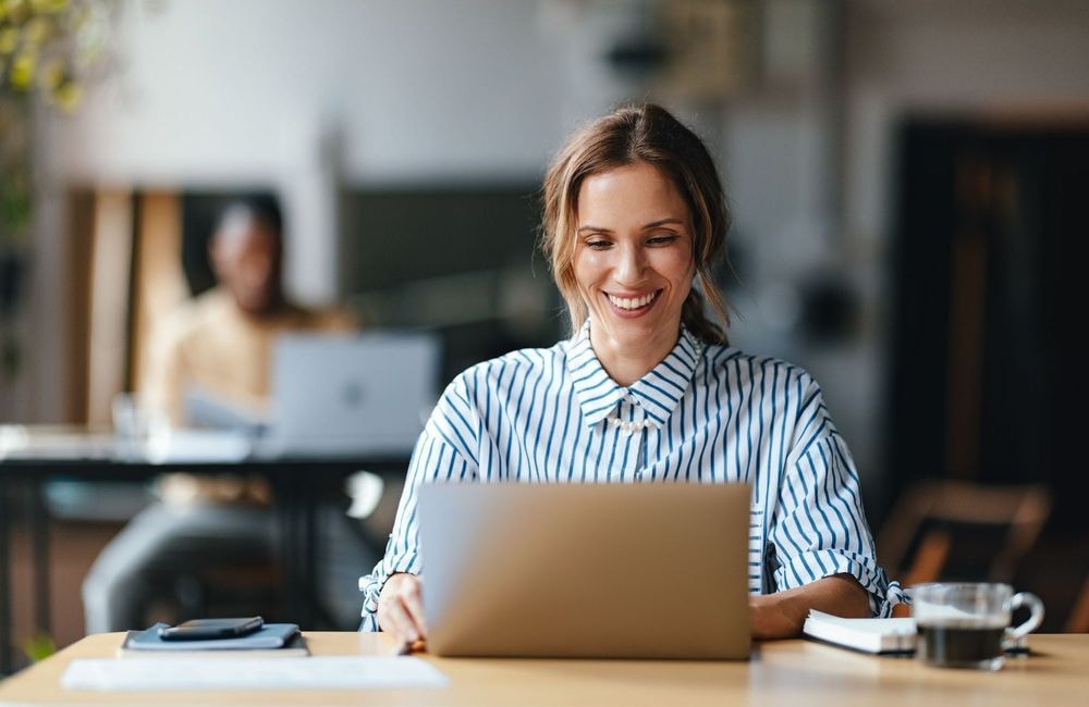 3 astuces validées par un expert pour bouger plus au bureau