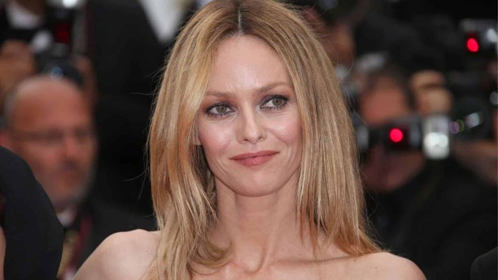 Vanessa Paradis : ces trois aliments qu’elle consomme tous les jours pour avoir un ventre plat et être en forme !