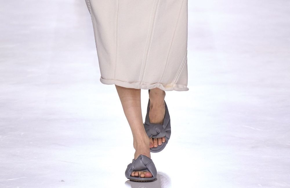 Les mules plates : comment adopter l’obsession mode du moment