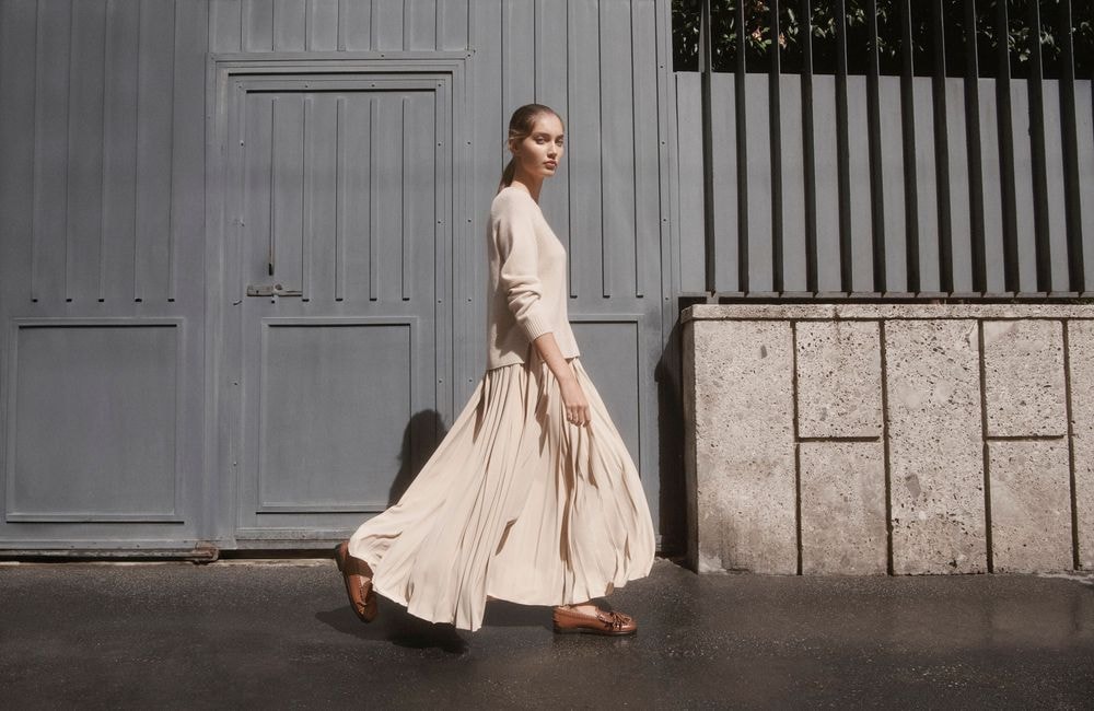 Le best of mode de la semaine : des mocassins Max Mara, un denim upcyclé chez Cos…