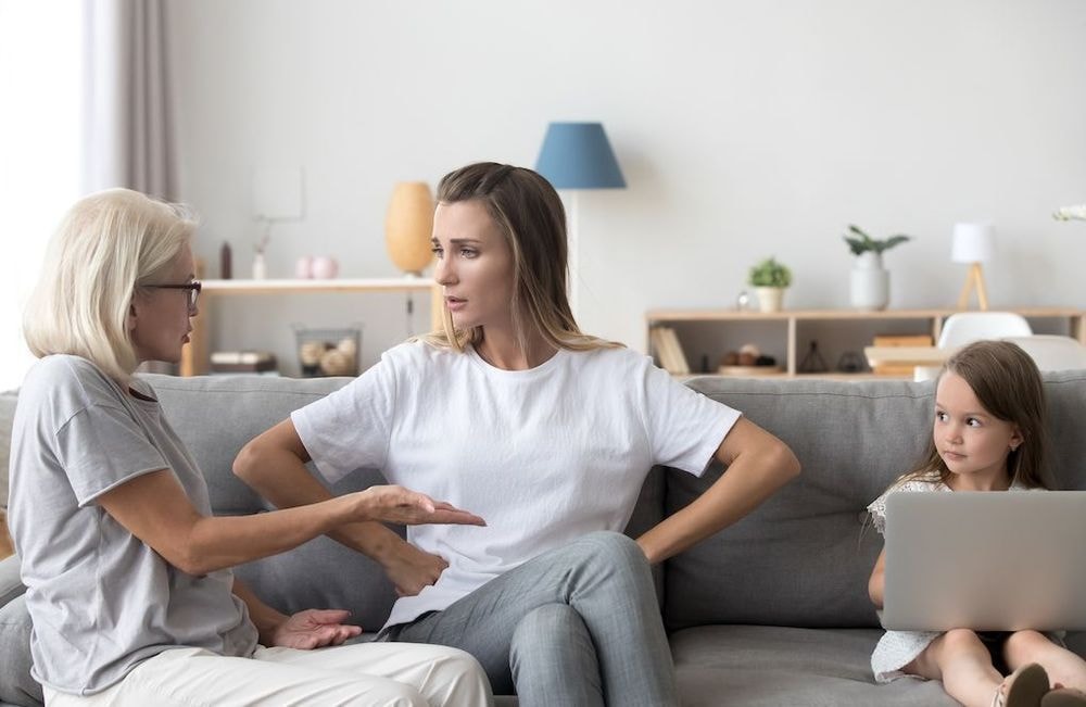 Mes parents sont-ils toxiques ? 10 signes pour le savoir