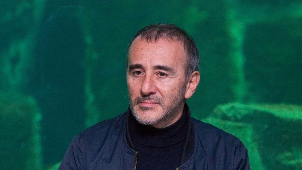 "J'ai eu du mal à accepter..." : Elie Semoun fait des confidences inattendues sur son fils Antoine, diagnostiqué autiste Asperger !