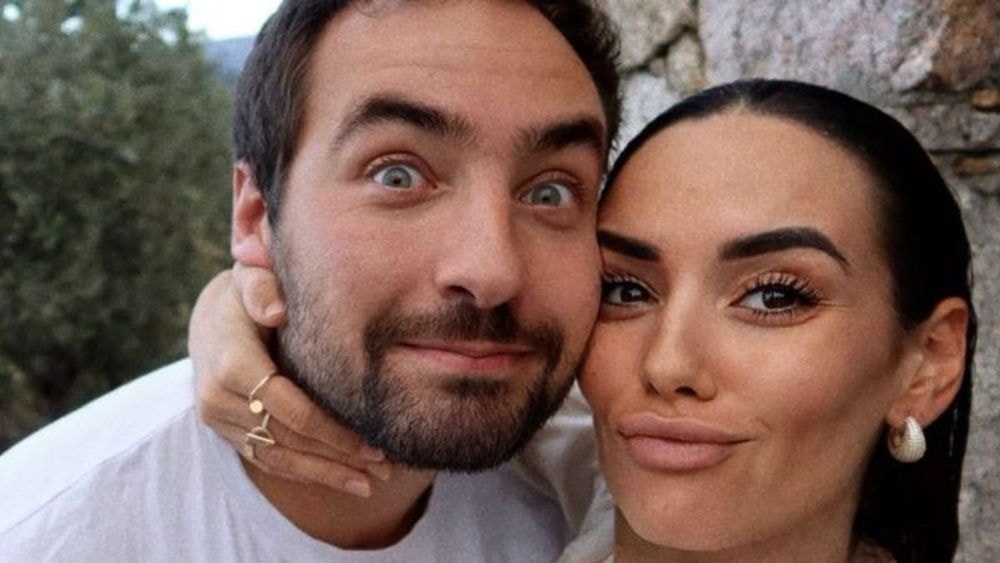 Hilona Gos : plus aucune relation intime avec son chéri depuis la naissance de leur fils