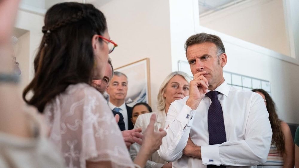 Écarts de langage d’Emmanuel Macron : "Je les ai mis bien", ces expressions choc en coulisses qui font polémique à l’Élysée