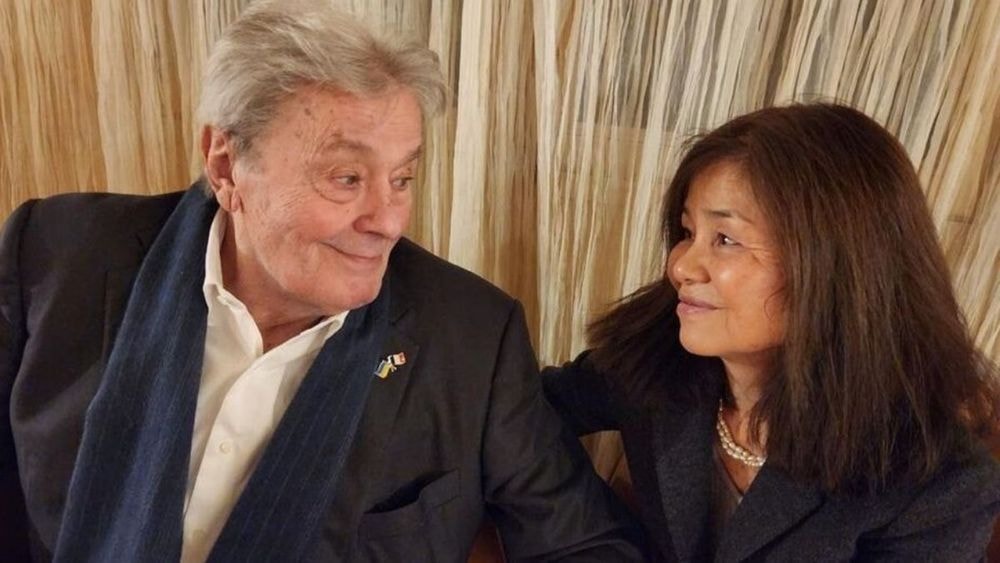 Hiromi Rollin : détruite depuis la mort d'Alain Delon, elle fait de lourdes révélations