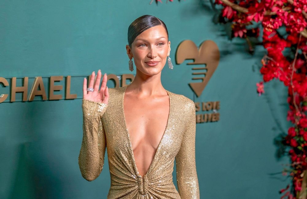 « Je ne fais pas semblant » : Bella Hadid annonce prendre ses distances avec le mannequinat