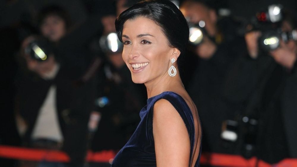 Jenifer (43 ans) victime du botox ? "Trop étrange son visage", sa dernière prestation live sème le doute