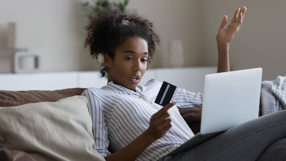 Carte bancaire : « Pourquoi je réussis parfois à payer en ligne sans valider sur mon téléphone ? »