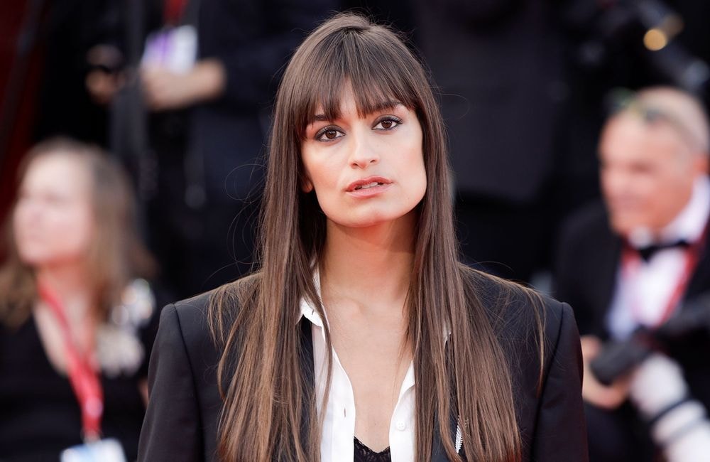 « Je veux enlever la honte autour de ça » : Clara Luciani évoque les bénéfices de la thérapie