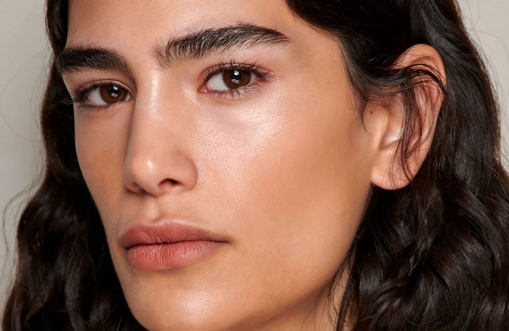Soin de la peau : 3 astuces pour bien choisir son huile anti-âge