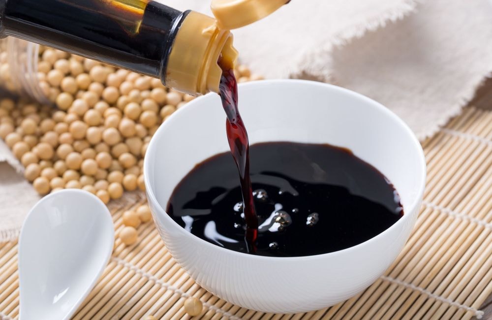 Faut-il conserver la sauce soja au réfrigérateur ?