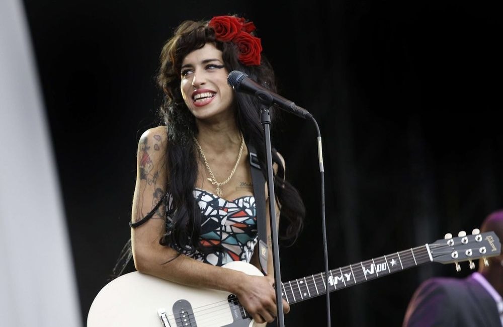 Amy Winehouse : son père Mitch attaque en justice deux de ses anciennes amies