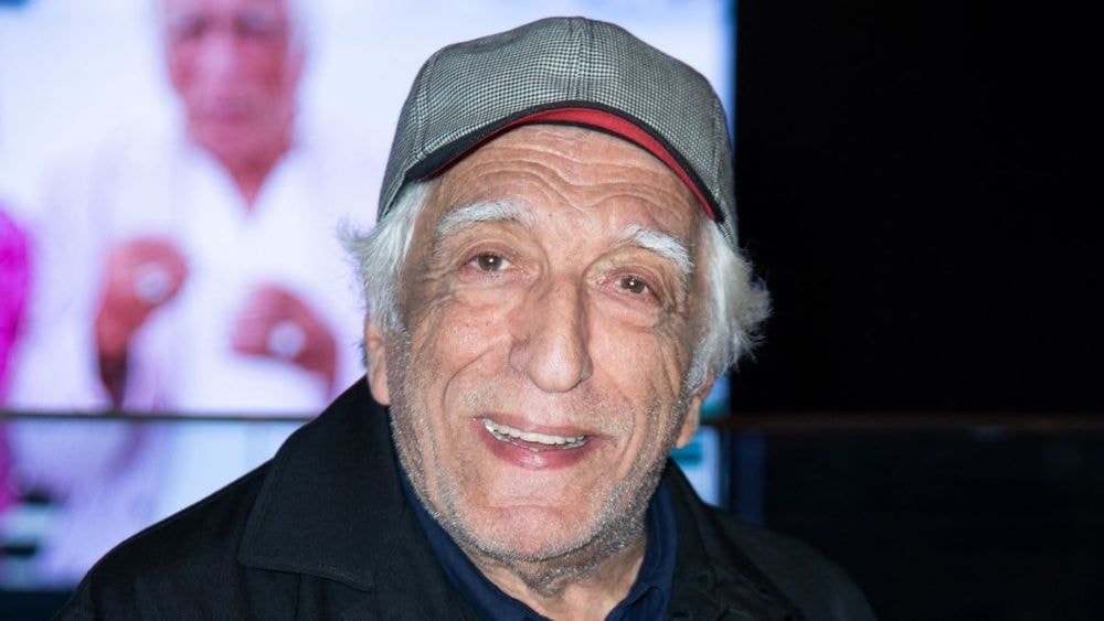 Gérard Darmon (78 ans) émoustillé par la nounou de ses enfants, il craque : "Beaucoup de temps avant qu’il y ait un premier regard"